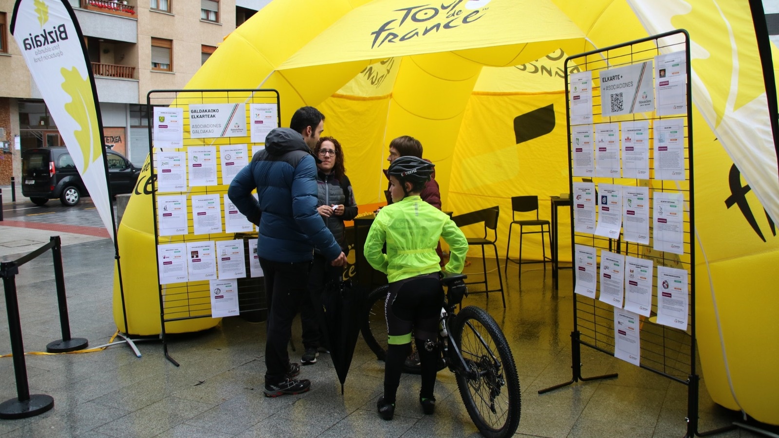 'Charlas informativas BizkaiaGara' en los Tour Eguna